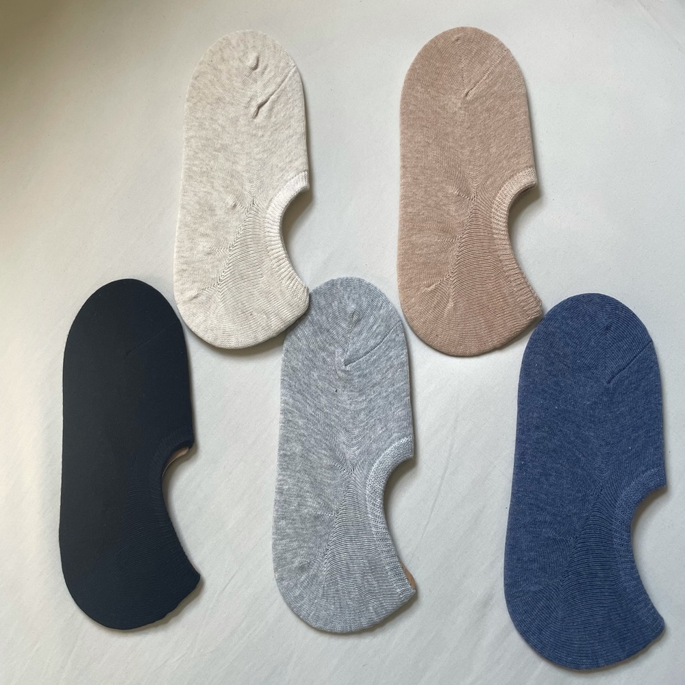 Assortment of ankle socks